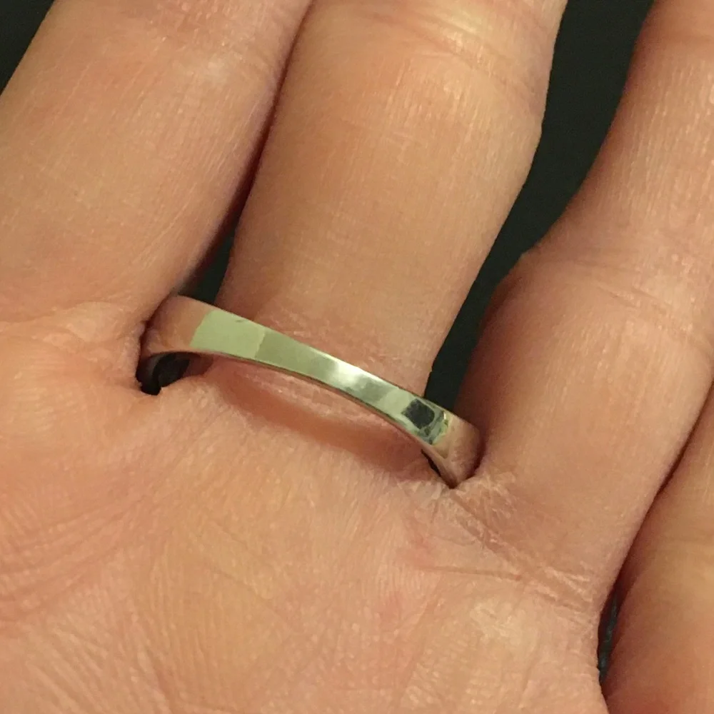 unbranded classic silver